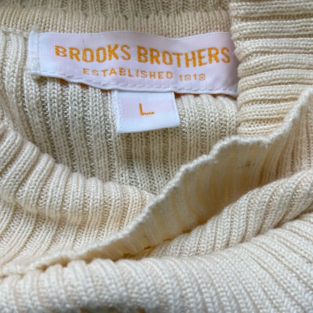 Brooks Brothers women’s cream 100% silk turtleneck SZ L - Picture 9 of 9